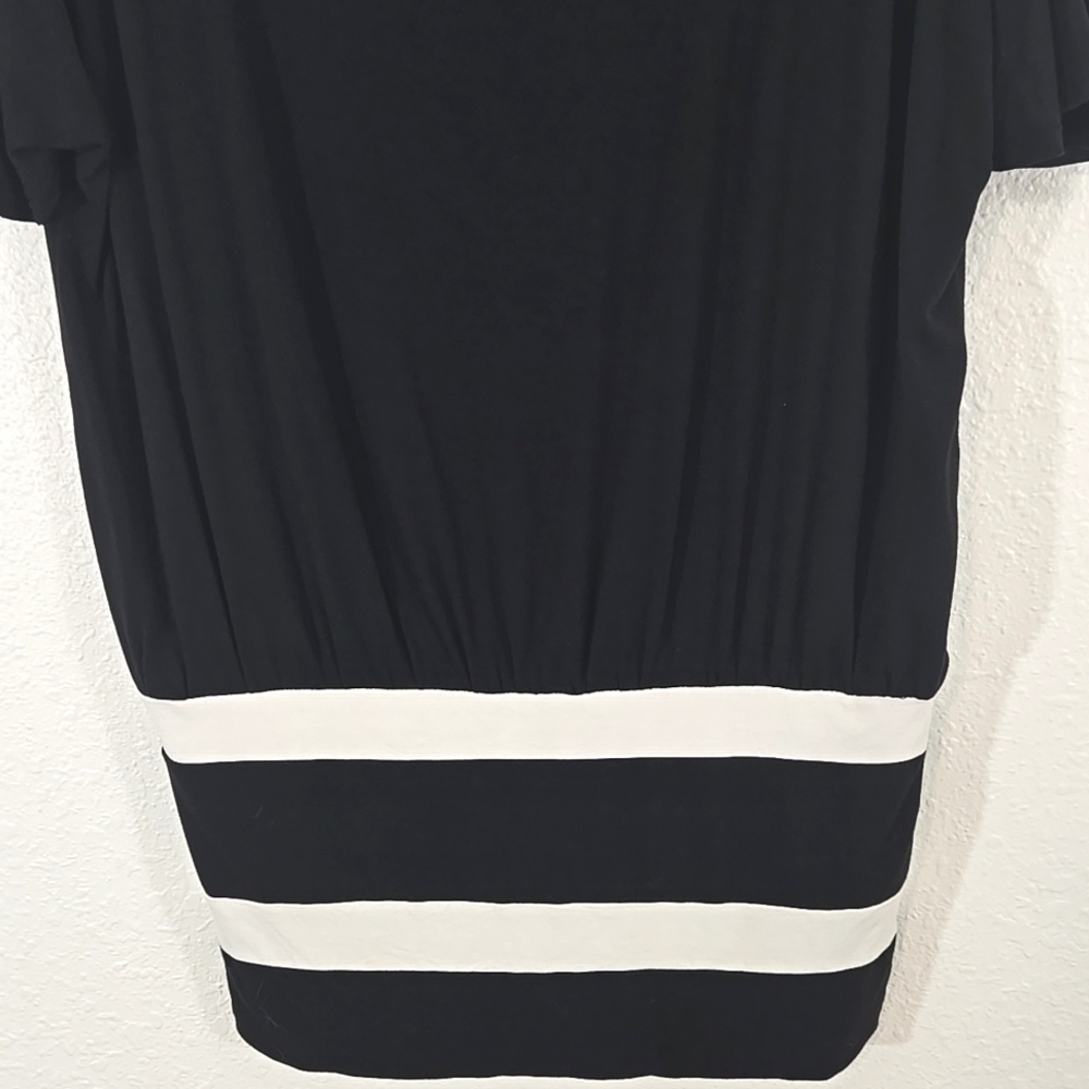 WHITE HOUSE BLACK MARKET Classic Black/White Short Sleeve White Stripe Top, S - Picture 3 of 7